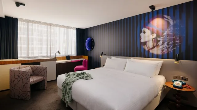 غرفة قياسية بسرير فردي، Hotel Indigo Sydney Potts Point 1/2
