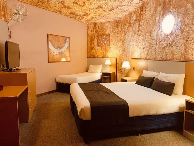 Inner, Family, Triple, 1 Queen and 1 Single Bed، Desert Cave Hotel 1/4