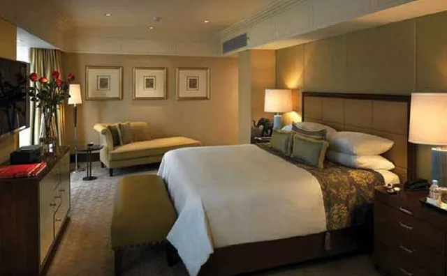Maharaja, Suite، The Leela Mumbai - Resort Style Business Hotel 1/1