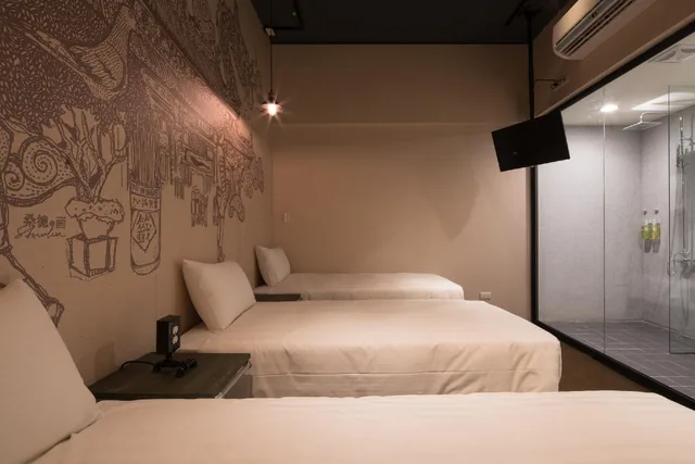 Standard, Triple, No Window، Cho Hotel 2/3