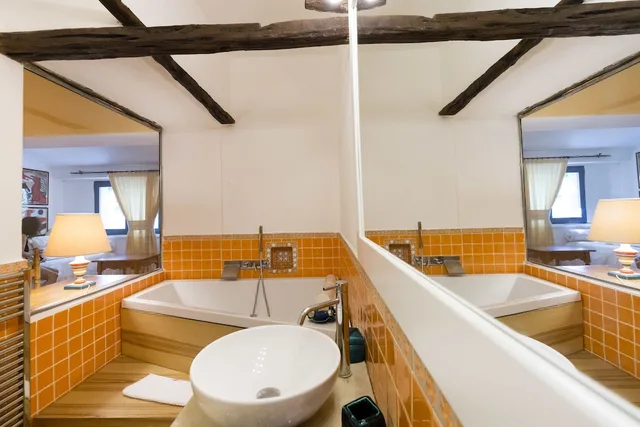 جناح جونيور بثلاثة أسرّة، Su Gologone Experience Hotel 1/1