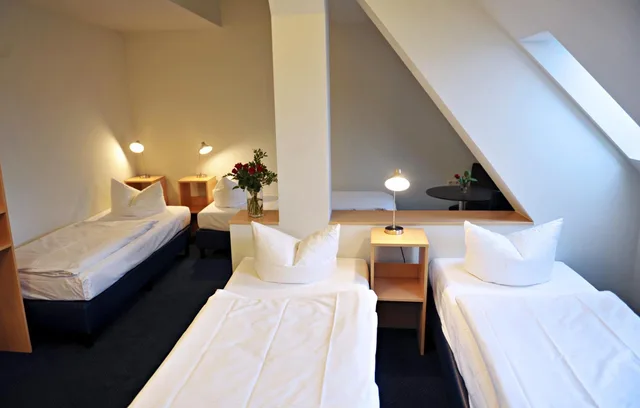 غرفة عائلية بسرير فردي بحمام خاص، Hotel Transit Loft 2/10