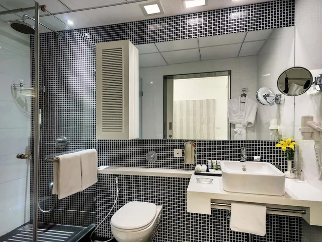 1 Bedroom, Suite, Double Bed, No Balcony، Grand Mercure Bangalore An Accor Hotels Brand 8/10