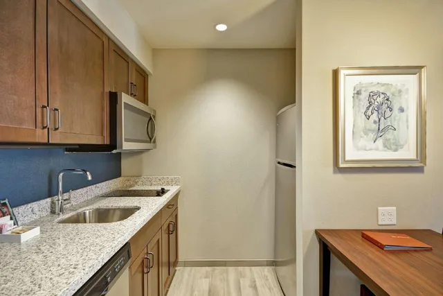 جناح استوديو بسرير كينج مع أريكة لذوي الإعاقة، Homewood Suites By Hilton Phoenix Tempe Asu Area 3/5