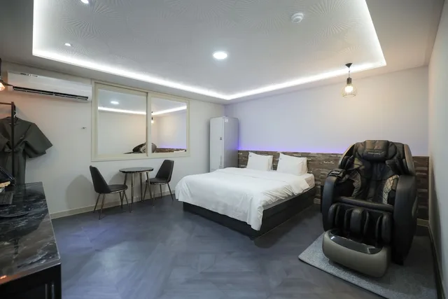 Vip, King Bed، Vip Hotel Mok-Po 4/7