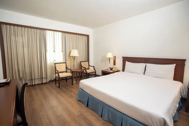 غرفة سوبيريور بسرير كينج بدون إطلالة، Ramada by Wyndham D MA Bangkok 2/8