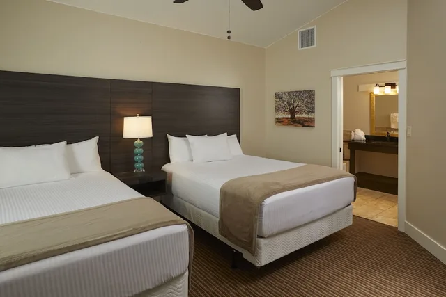 Premier, Deluxe, Villa, 2 Queen Beds, Carter Creek Winery Resort & Spa 1/2