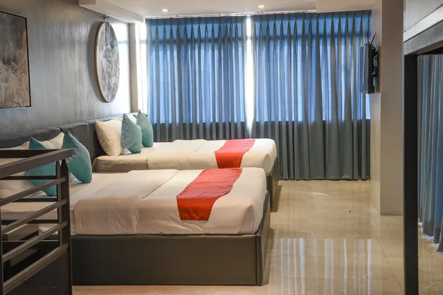 غرفة سوبيريور بسرير مزدوج أو سريرين منفصلين بإطلالة على المدينة، Pacific Skyloft Hotel 4/8