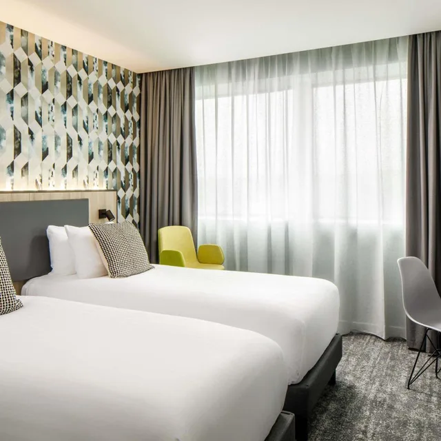 غرفة قياسية بسريرين منفصلين، Mercure Newport 1/8