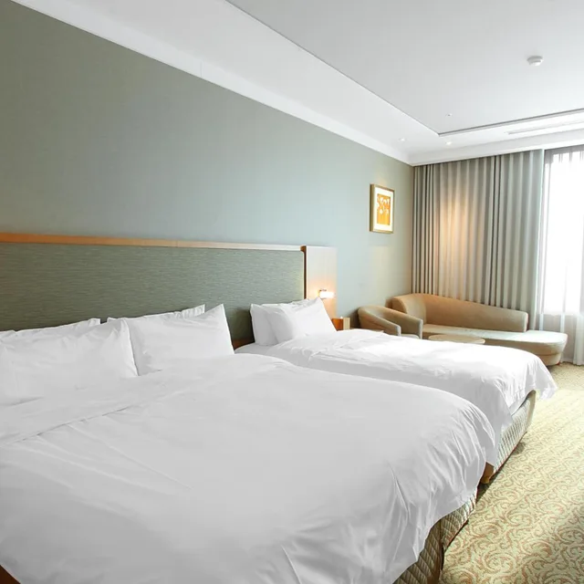 Grand, Hollywood, Twin Beds، The Grand Hotel Daegu 1/10