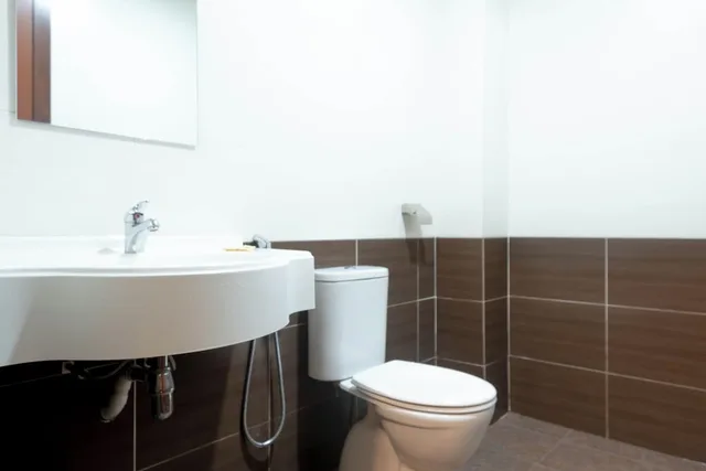 غرفة عائلية بسريرين كوين، Hotel Rose Crest Hill 7/9