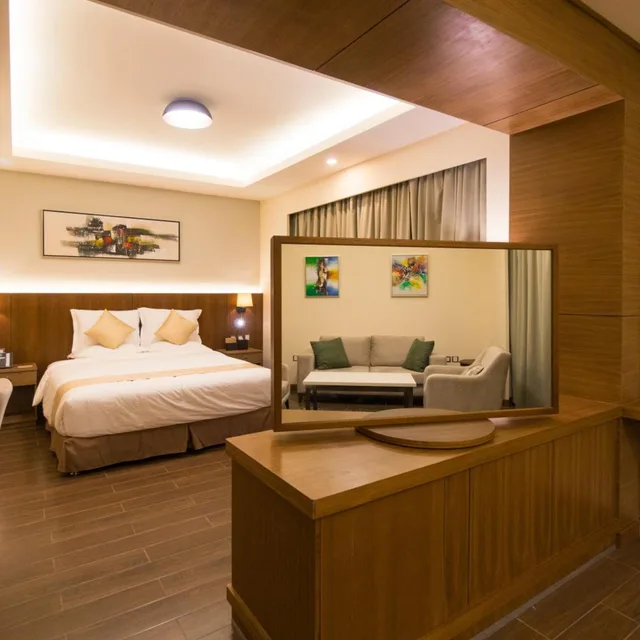 Super, Deluxe، Belad Bont Resort 1/7