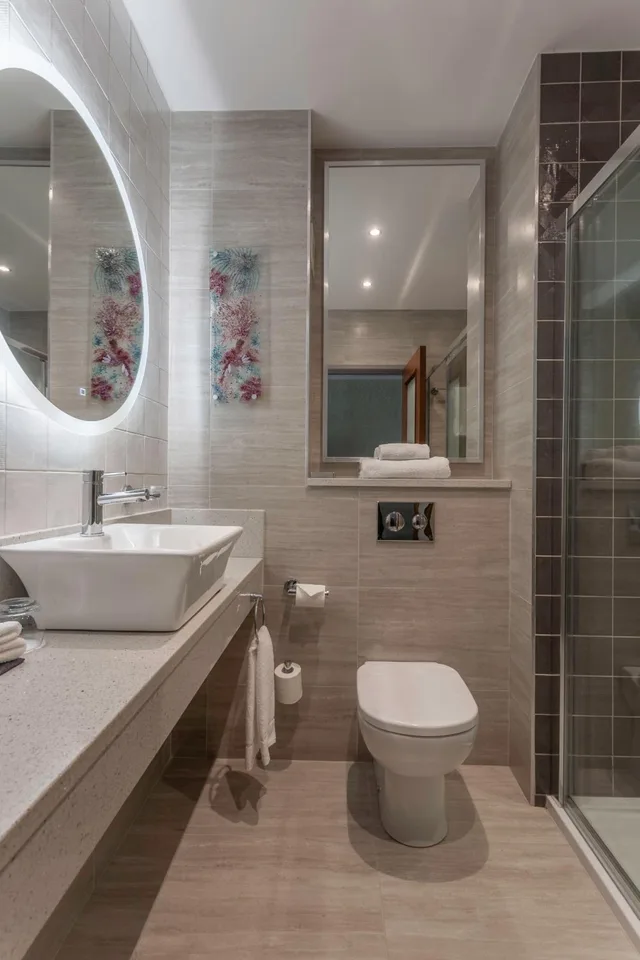 غرفة قياسية بسريرين منفصلين، Clontarf Castle Hotel 4/4