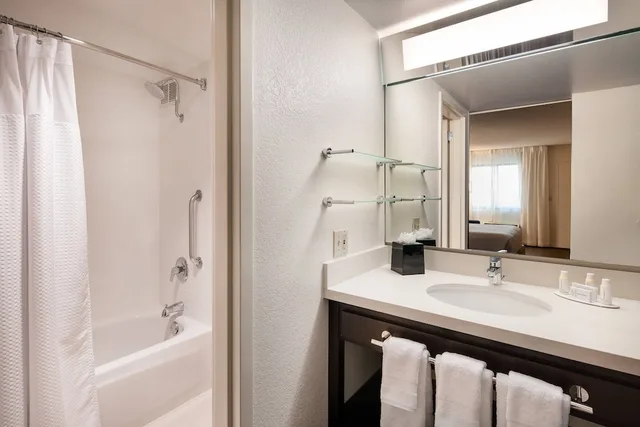 جناح جونيور بسريرين كوين مع أريكة، Fairfield Inn By Marriott Anaheim Resort 5/7