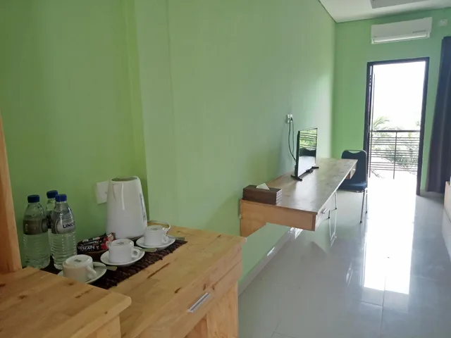 غرفة ديلوكس ثلاثية بسرير مزدوج وسرير فردي، Exotic Komodo Hotel 2/2