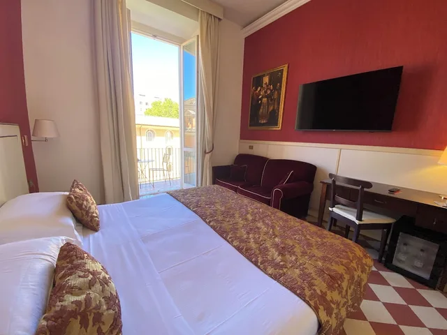 Deluxe, Twin Beds, Garden View, Basilica Hotel 3/10