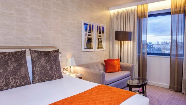 غرفة بريميوم بسرير كوين مع أريكة، Crowne Plaza London - Kings Cross 3/9