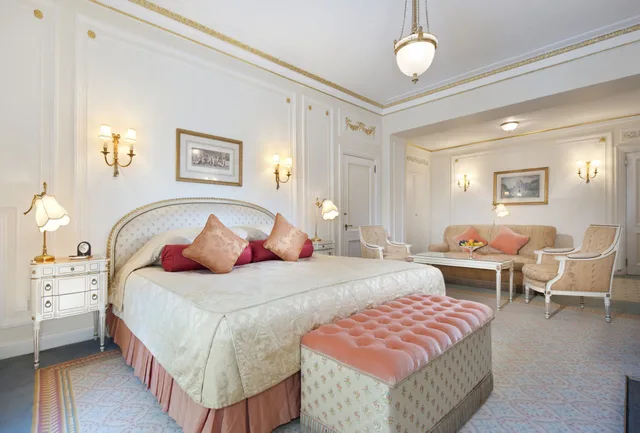 غرفة غراند ديلوكس بسرير كينج، RITZ LONDON 1/10
