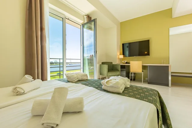 غرفة سوبيريور بسرير مزدوج بشرفة، Meri Spa Hotel 1/10