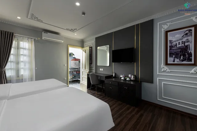 غرفة عائلية بشرفة، Avani Central Hotel Hanoi 2/6