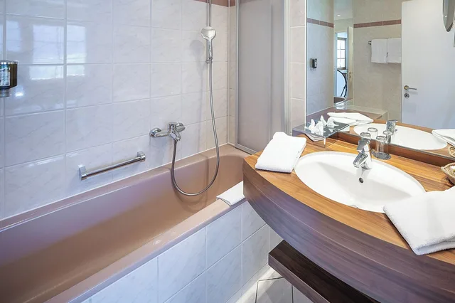 جناح جونيور بإطلالة على الجبل، Hotel Bodmi 4/5
