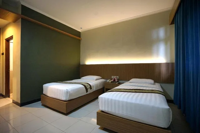 غرفة ديلوكس بسريرين منفصلين، Cakra Kusuma Hotel 4/5