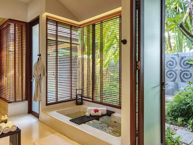 2 Bedrooms, Villa, King and Twin Beds, Ocean Front، Movenpick Asara Resort & Spa Hua Hin 5/5