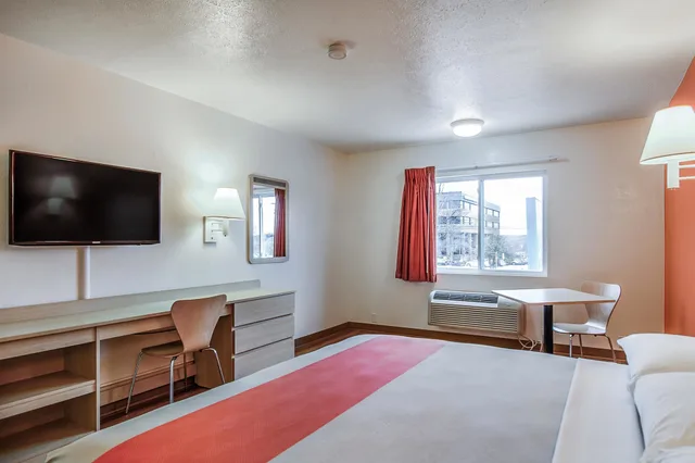 غرفة بريميوم بسرير كوين لذوي الإعاقة، Motel6 Framingham, MA - Boston West 4/10