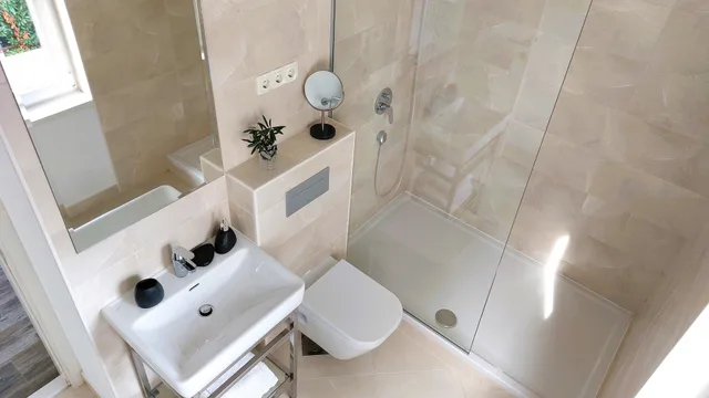 غرفة بريميوم بسرير كوين بشرفة بإطلالة جزئية على البحر، Refresh Boutique Apartments 5/10