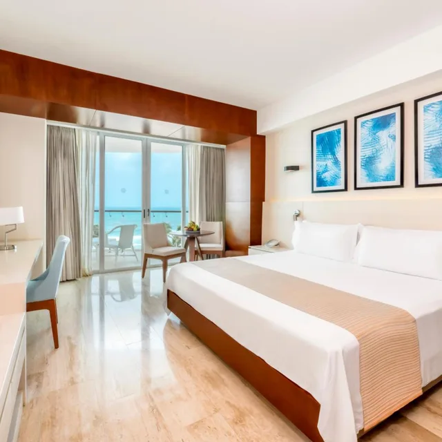 Altitude, Suite, King Bed, Krystal Grand Cancun All Inclusive 1/6
