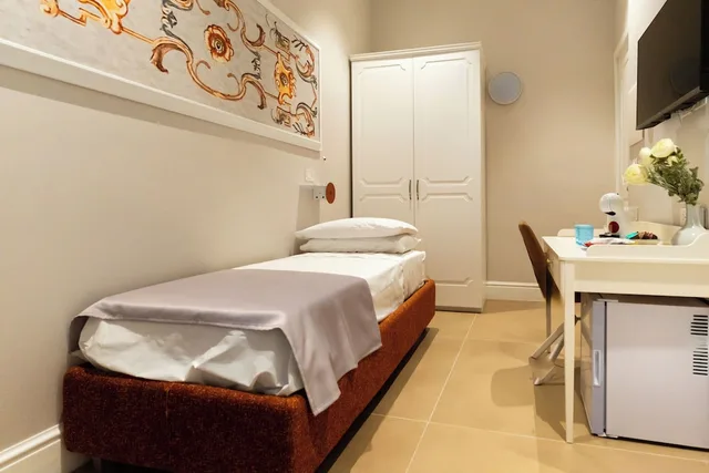 Alma Regina Relais، San Lorenzo، نابولي 24/50