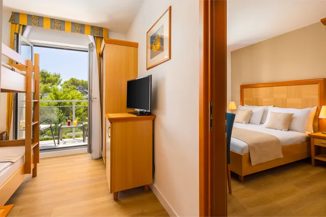 Family, Sea Side, Balcony، Aminess Vival Grand Azur Hotel 2/10