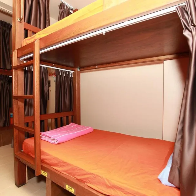 سكن مشترك مختلط بستة أسرّة، K Space Inn 569 1/3