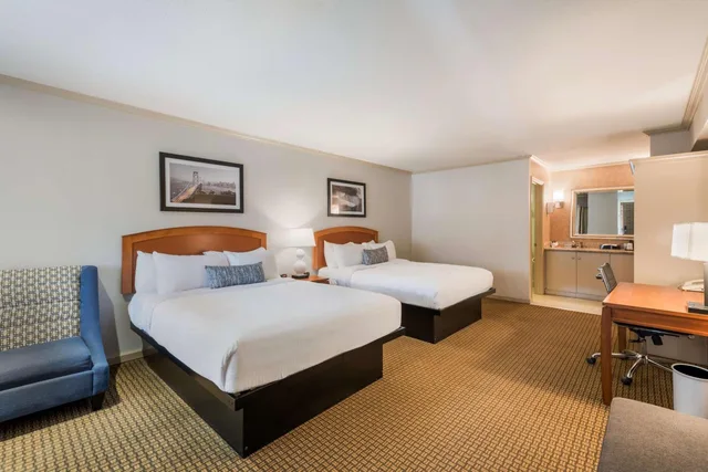 غرفة بسريرين كوين لذوي الإعاقة، Surestay Plus Hotel By Best Western Mountain View 7/10