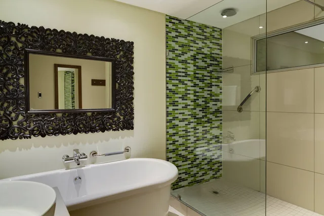 غرفة بسرير كوين بإطلالة على النهر، Protea Hotel By Marriott Upington 3/4