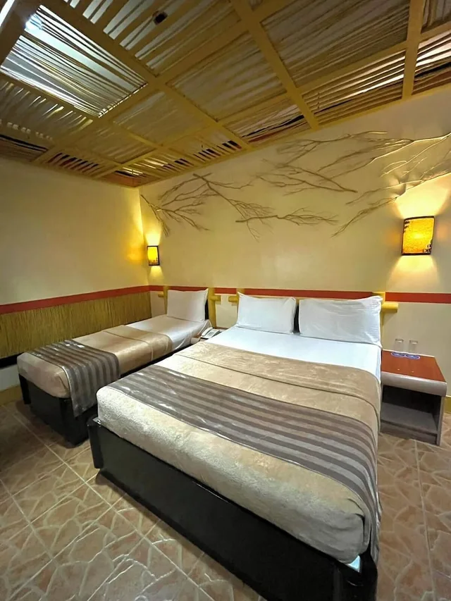 غرفة عائلية بسرير كوين وسرير فردي، Urban Travellers Hotel Ex Shogun Suite Hotel 1/10