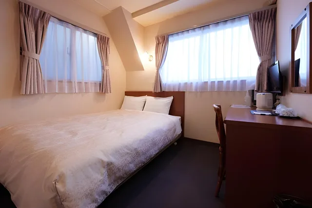 غرفة بسرير مزدوج للمدخنين، Hotel Suntargas Ueno 1/1