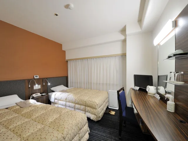 غرفة قياسية بسريرين منفصلين، Toyama Manten Hotel 2/2