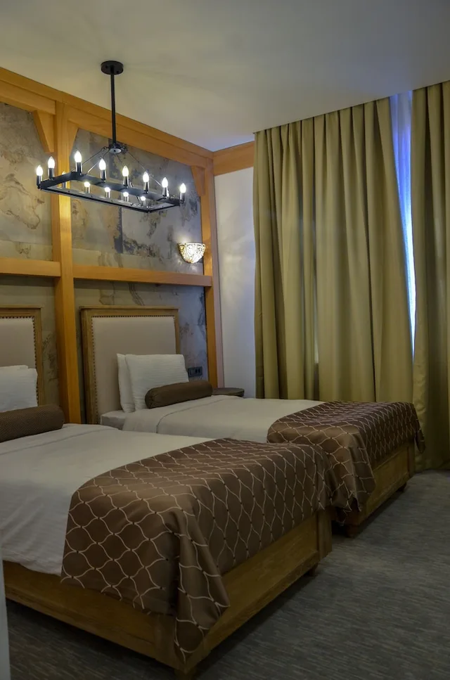 غرفة قياسية بسريرين منفصلين، Shirvanshah Hotel 2/10