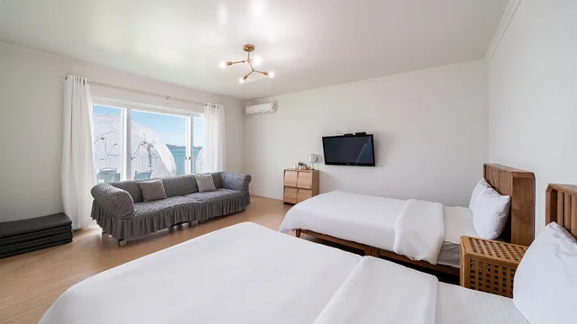 Sunrise, Ocean View، Gallery Pension 1/1