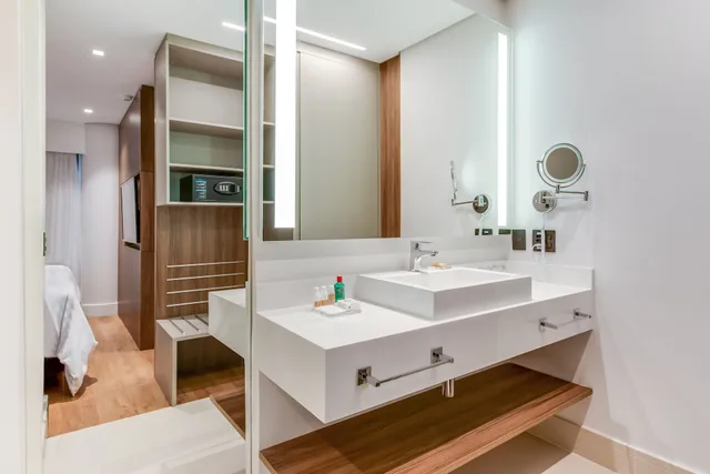 Business, Family, Suite, King and Twin Beds, Radisson Hotel Paulista Sao Paulo 5/6