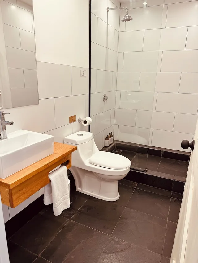 Comfort, Twin Beds, Courtyard View, El Establo 3/3