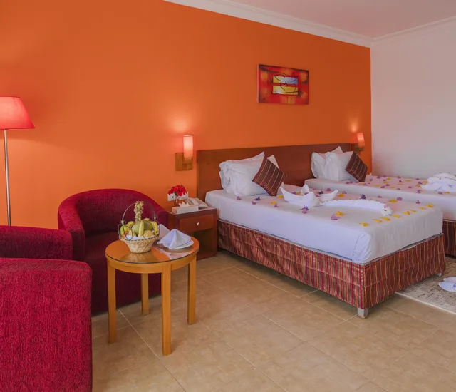 Standard, Twin Beds, Lateral Side Sea View, Sofa، Fantazia Resort Marsa Alam All Inclusive 1/2
