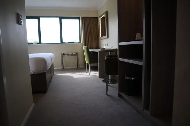 غرفة تنفيذية بسرير كينج، Hellidon Lakes Golf Spa Hotel 1/3