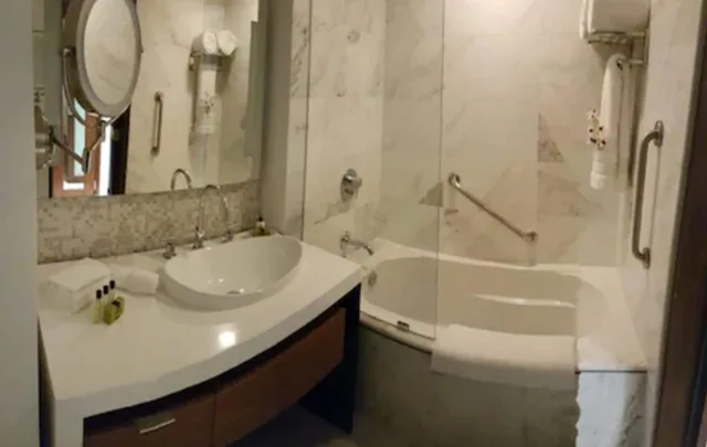 غرفة كلاسيكية بسرير كينج، Real Intercontinental Tegucigalpa At Multiplaza Mall An Ihg Hotel 8/10