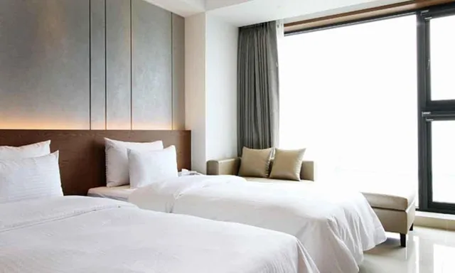 غرفة بريميوم بسريرين منفصلين بإطلالة على البحر، Premiers Hotel 4/10