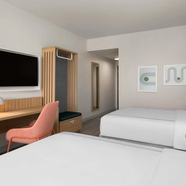 غرفة قياسية بسريرين كوين بحوض استحمام لذوي الإعاقة، Even Hotel Orlando Universal Blvd By Ihg 7/9
