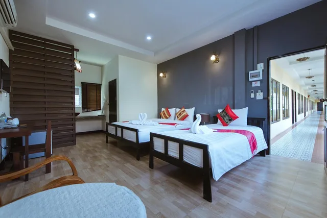 Vip, 1 King and 1 Single Beds، Park Pool Resort 1/1
