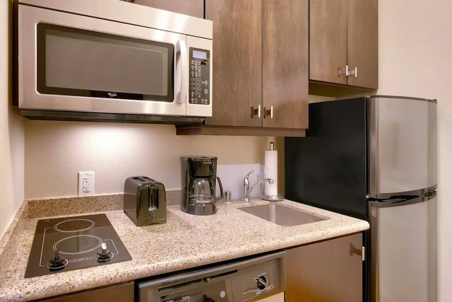 استوديو بسرير كينج مع أريكة لذوي الإعاقة، Towneplace Suites Elko 6/8