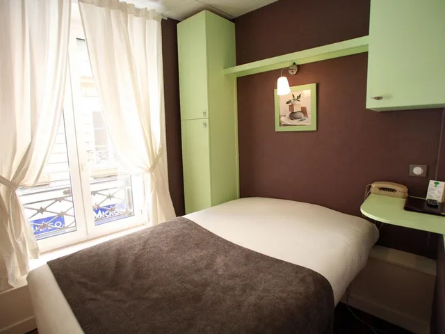 غرفة كلاسيكية مفردة، Hotel Du Dauphin 1/2